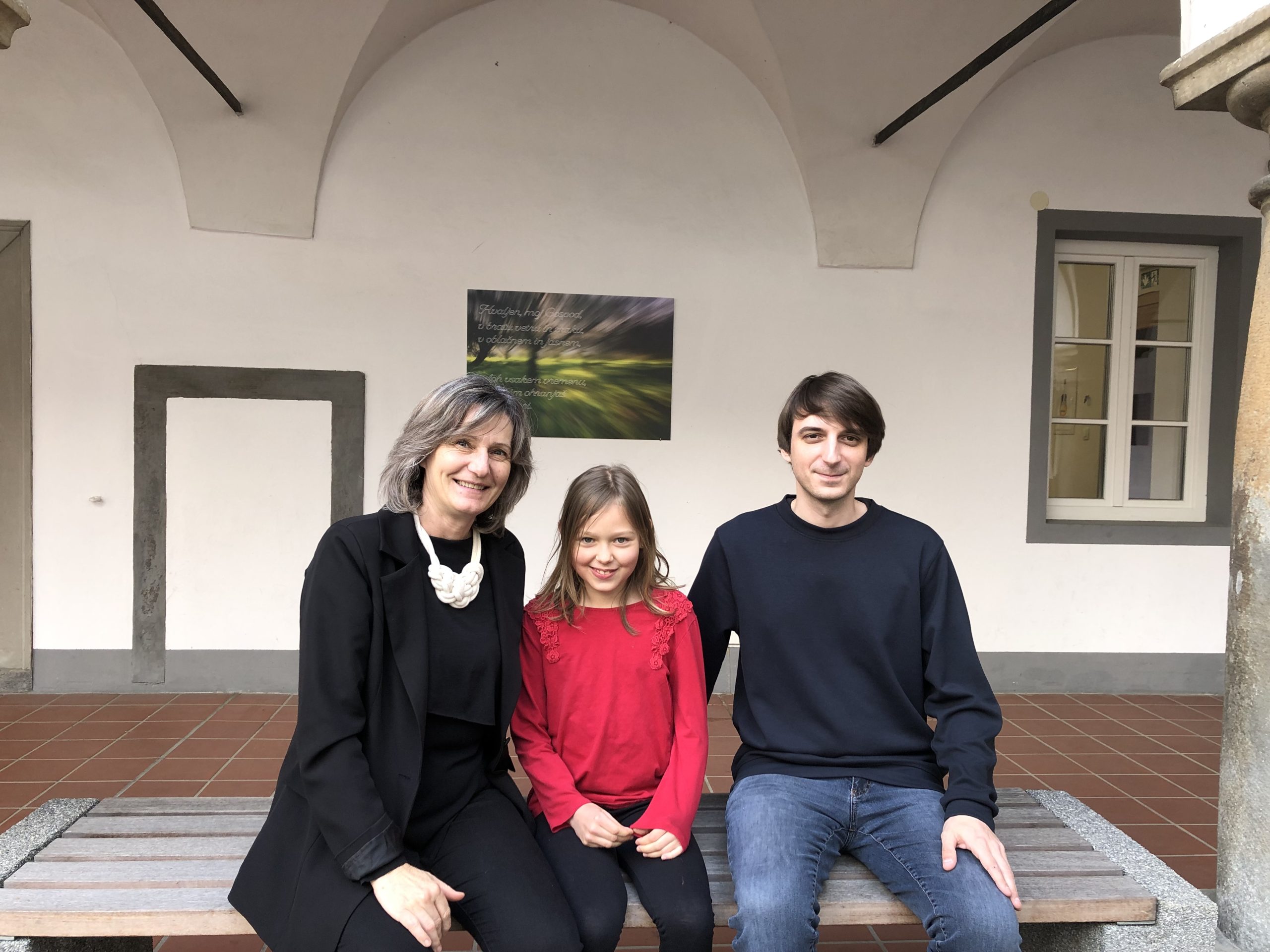 Ela Antončič, David Krajnc in prof. Lija Frajnkovič